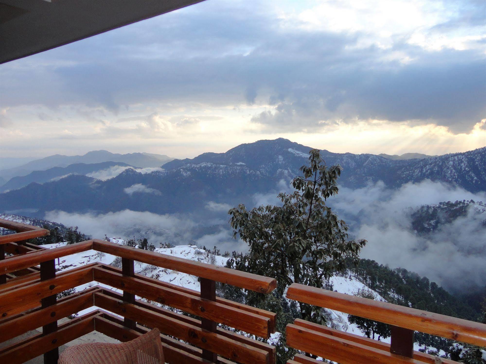 Club Mahindra Kanatal Exterior foto